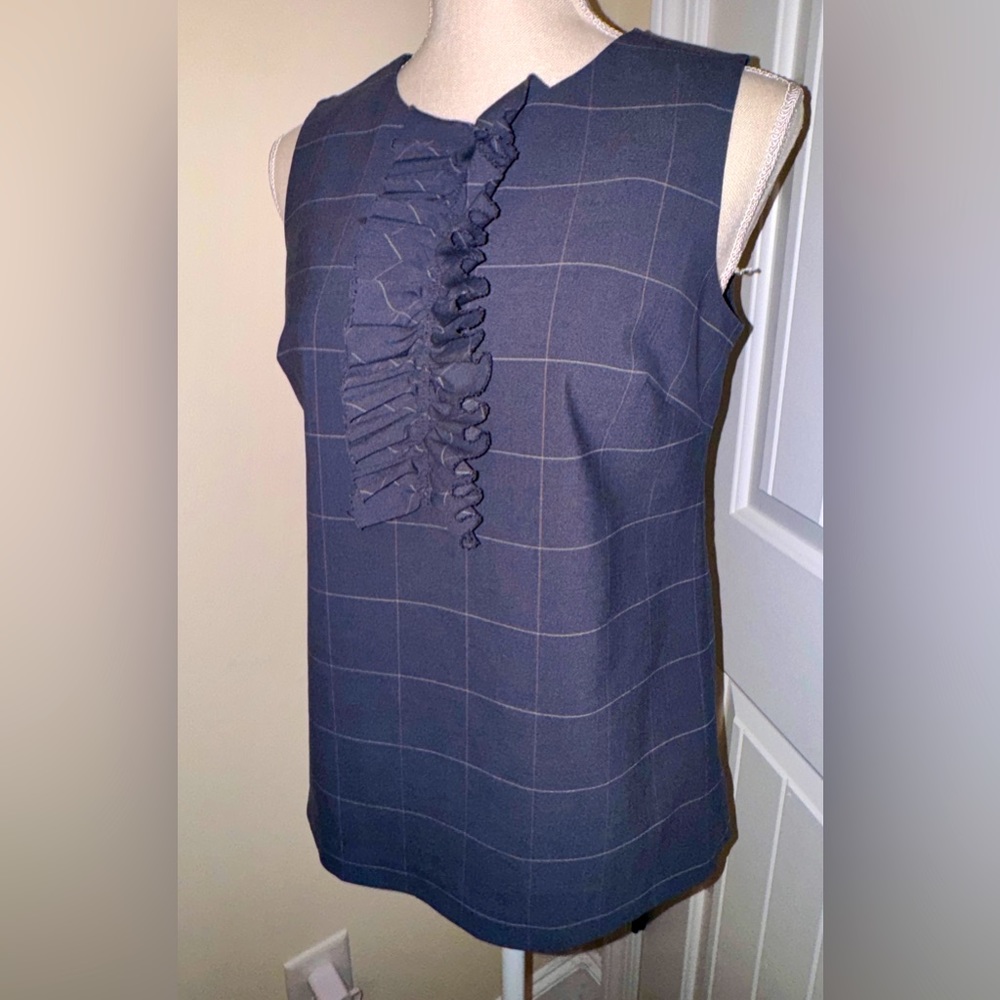Banana Republic Sleeveless Blouse
